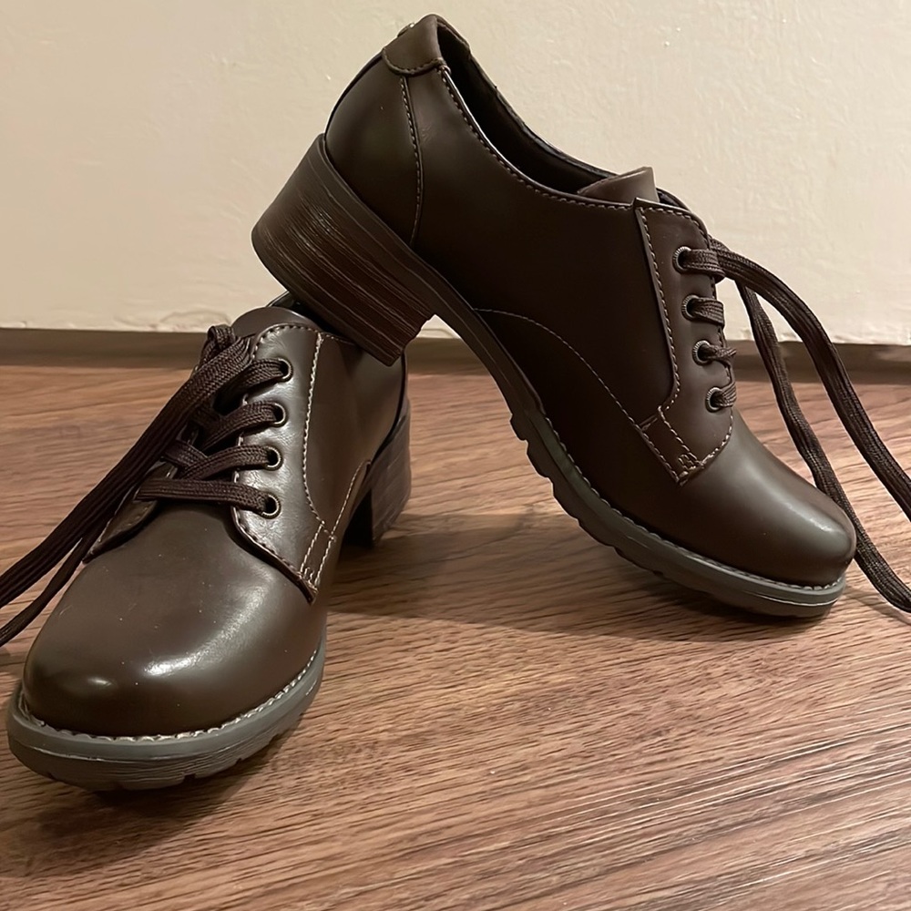 Eastland brown Oxford shoes